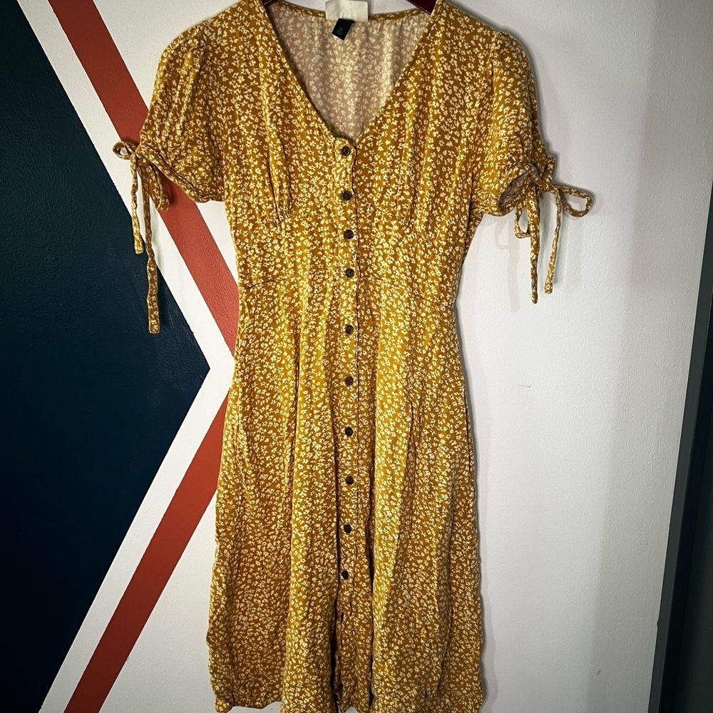 Universal Thread Mustard Yellow Floral Garden Button-Front Mini Dress